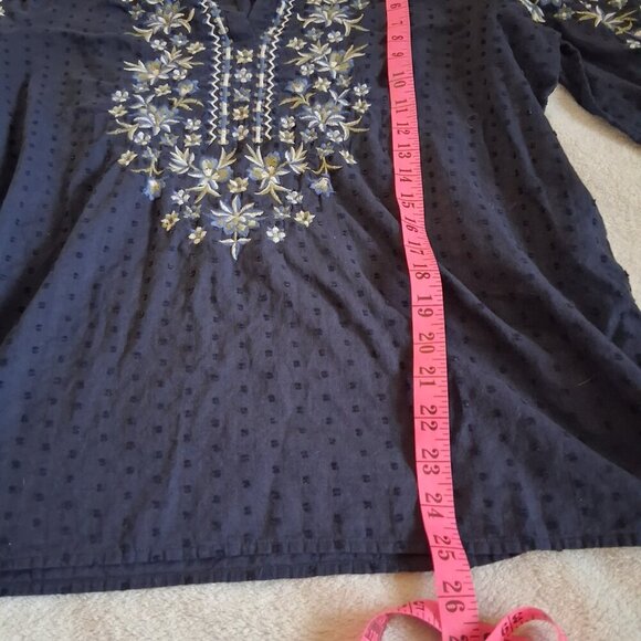 J. Jill Women's Size Medium Navy Blue Embroidered Floral Swiss Dot Boho Top - Picture 11 of 12